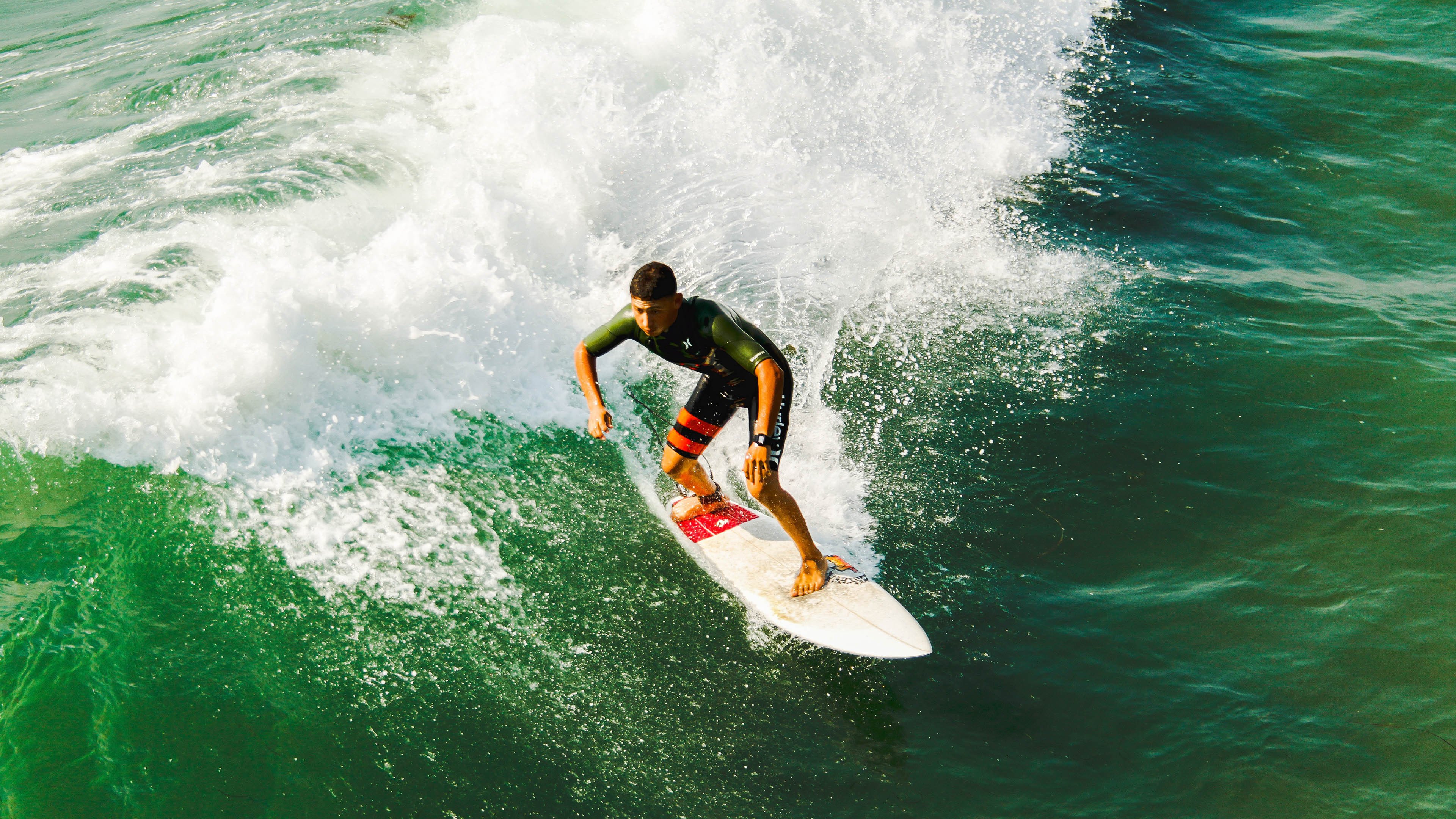 全国青少年篮球对抗赛激烈开打，青春无畏，全国青少年校园篮球